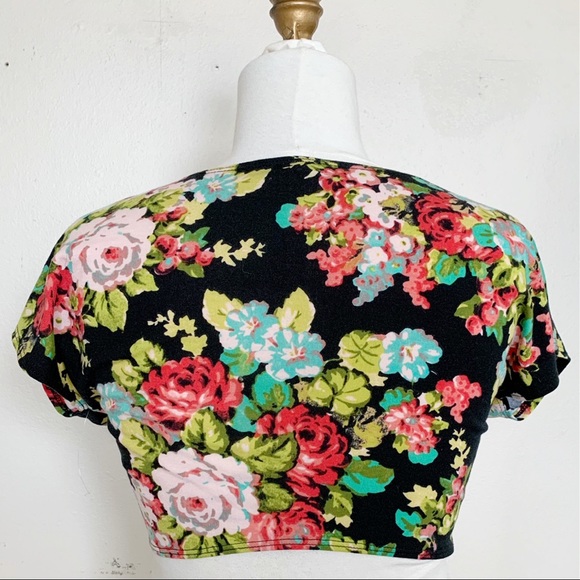 Vivid Floral Adjustable Tie Front Crop Top - Picture 6 of 6